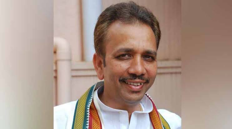 ಬಿಜೆಪಿ- ಕಾಂಗ್ರೆಸ್ ಗೆ ಸೆಡ್ಡು ಹೊಡೆಯಲು ಮತ್ತೆ ಒಗ್ಗೂಡಲಿದೆಯೇ ಜನತಾ ಪರಿವಾರ ?