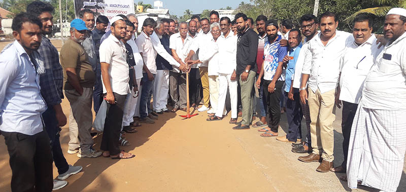 ಮೊಗವೀರ ಪಟ್ಣದಲ್ಲಿ ರಸ್ತೆ ಕಾಮಗಾರಿಗೆ ಚಾಲನೆ