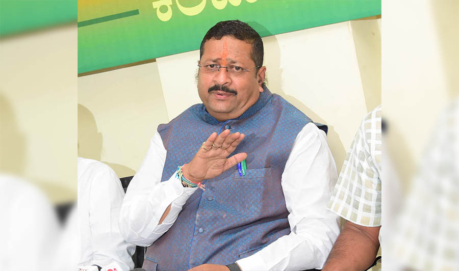 ಪ್ರವಾಹ ಬಂದಾಗ ವಚನಾನಂದ ಸ್ವಾಮಿ ಎಲ್ಲಿಗೆ ಹೋಗಿದ್ದರು?: ಶಾಸಕ ಯತ್ನಾಳ್ ವಾಗ್ದಾಳಿ