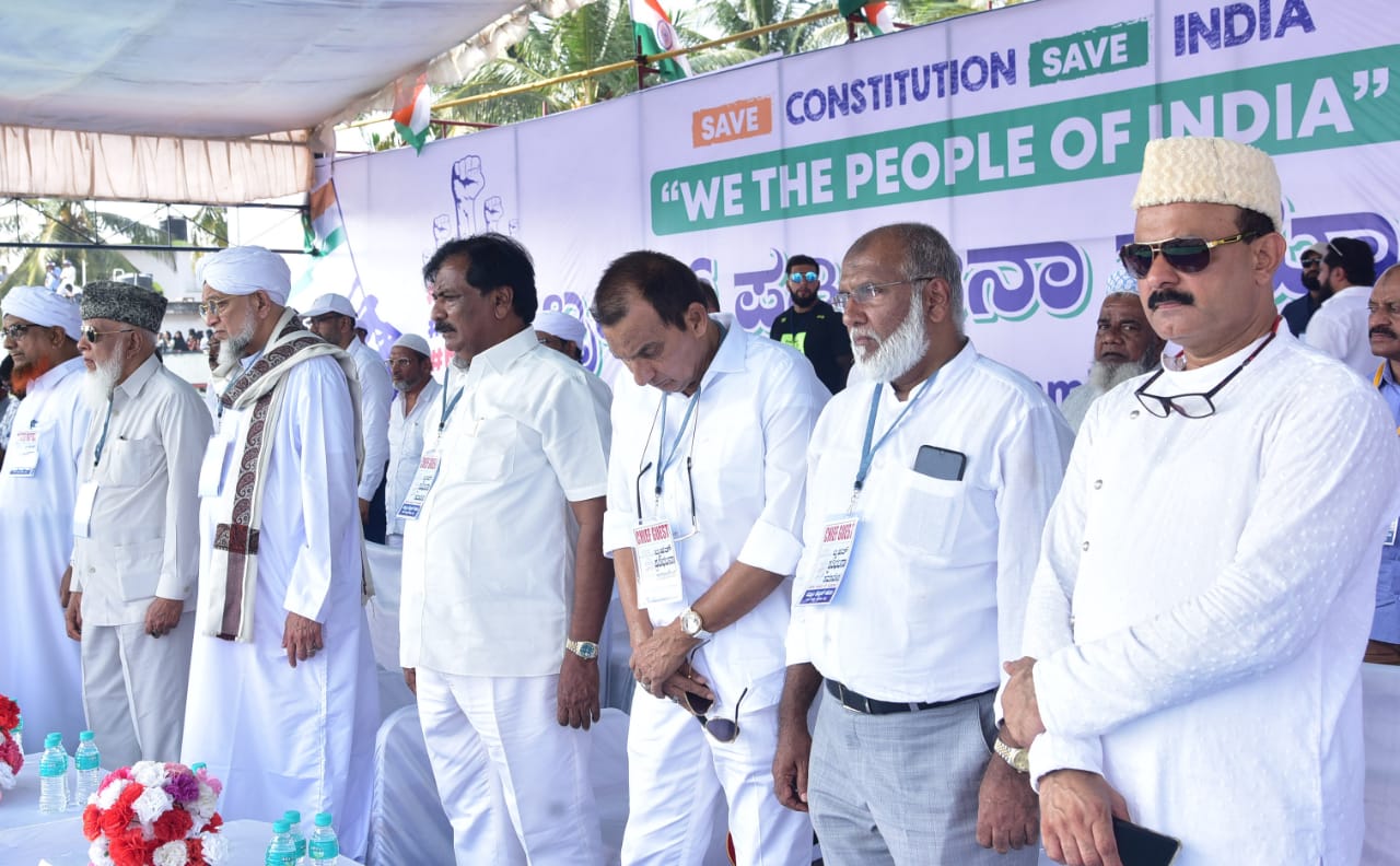 ಲಕ್ಷಕ್ಕೂ ಅಧಿಕ ಜನರ ನಡುವೆಯೂ ಸ್ವಯಂ ಸೇವಕರ ಅಚ್ಚುಕಟ್ಟುತನ !