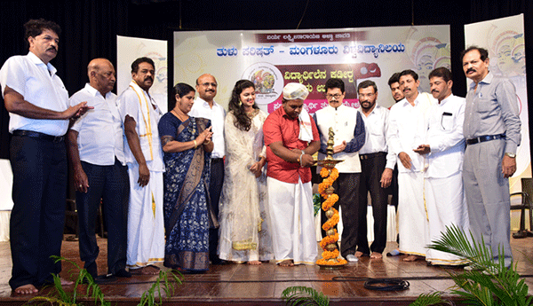 ತುಳು ಬಾಸೆಗ್ ತಿಕ್ಕೊಡಾಯಿನ ಮಾನಾದಿಗೆ ತಿಕ್ಕ್  ದಿಜಿ: ಅನನ್ಯಾ ಜೀವನ್