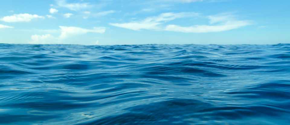 ಮಂಗಳೂರು-ಬೇಪೂರ್ನಿಂದ ಹೊರಟ ಎರಡು ನೌಕೆ ಅವಘಡ; 12 ಮಂದಿ ಕಾರ್ಮಿಕರ ರಕ್ಷಣೆ