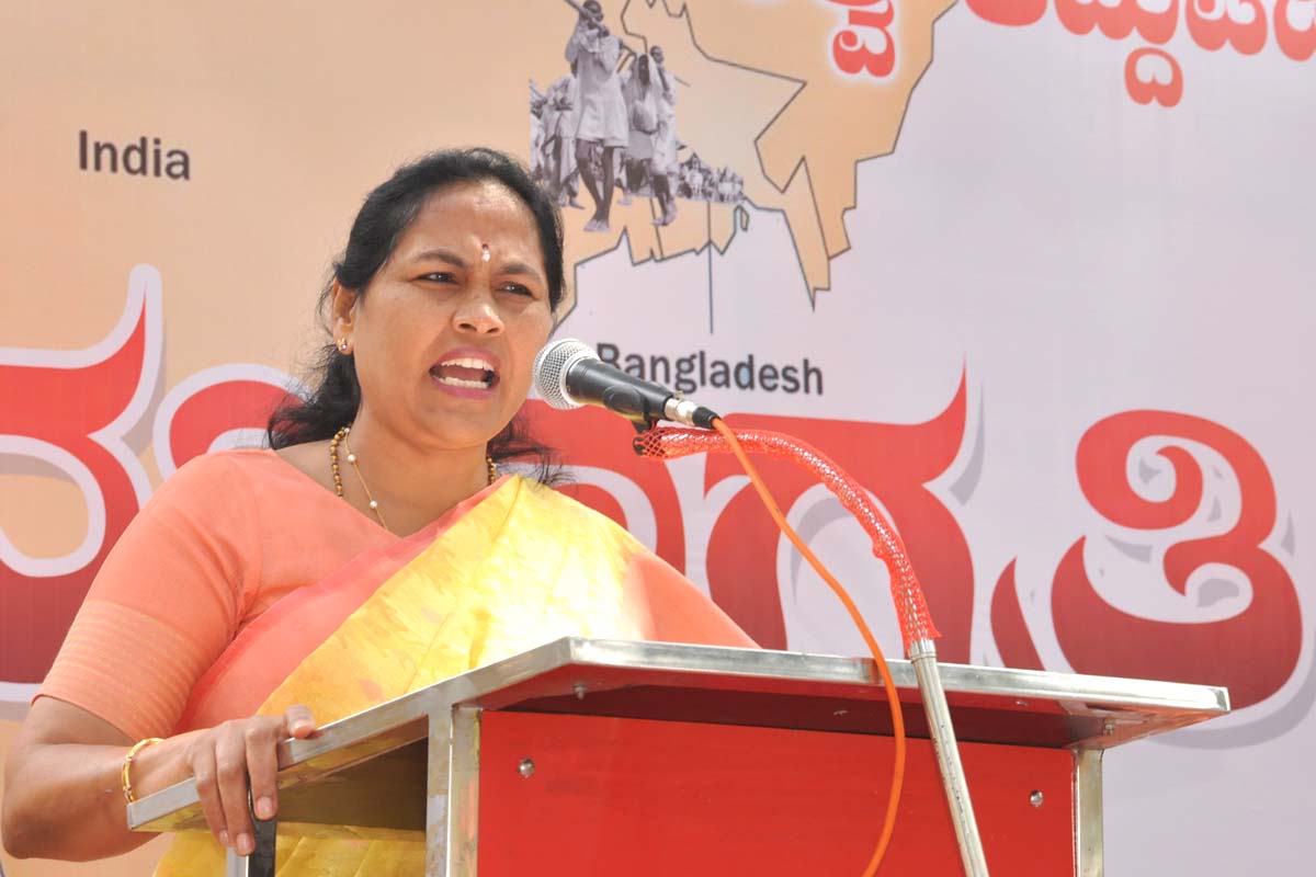 ದೇಶದಲ್ಲೇ ಹುಟ್ಟಿ ಬೆಳೆದ ಯಾವ ಮುಸ್ಲಿಮರಿಗೂ ಸಿಎಎಯಿಂದ ತೊಂದರೆ ಇಲ್ಲ: ಸಂಸದೆ ಶೋಭಾ