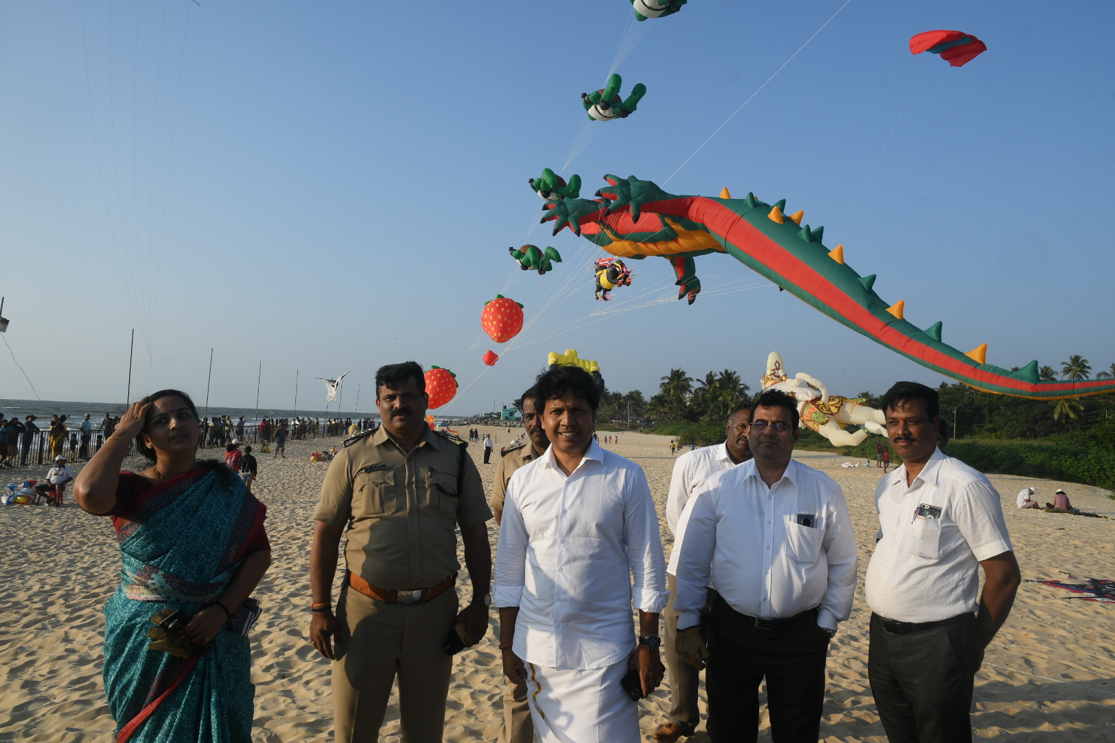 ಮಂಗಳೂರು: ಅಂತಾರಾಷ್ಟ್ರೀಯ ಗಾಳಿಪಟ ಉತ್ಸವಕ್ಕೆ ಚಾಲನೆ