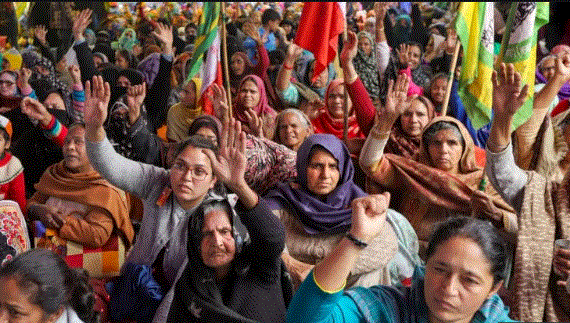 ಕಾಶ್ಮೀರಿ ಪಂಡಿತರ ಜೊತೆ ಏಕತೆ ಪ್ರದರ್ಶಿಸಿದ ಶಹೀನ್ ಬಾಗ್ ಸಿಎಎ ಪ್ರತಿಭಟನಕಾರರು