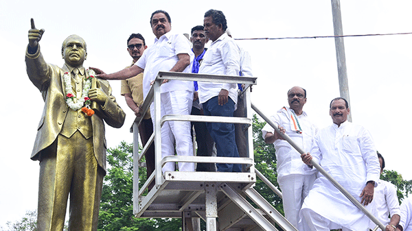 ಸಿಎಎ/ಎನ್‌ಆರ್‌ಸಿ ವಿರುದ್ಧ ದೇಶದಲ್ಲಿ ಎರಡನೇ ಸ್ವಾತಂತ್ರ್ಯ ಚಳವಳಿ: ರಮಾನಾಥ ರೈ