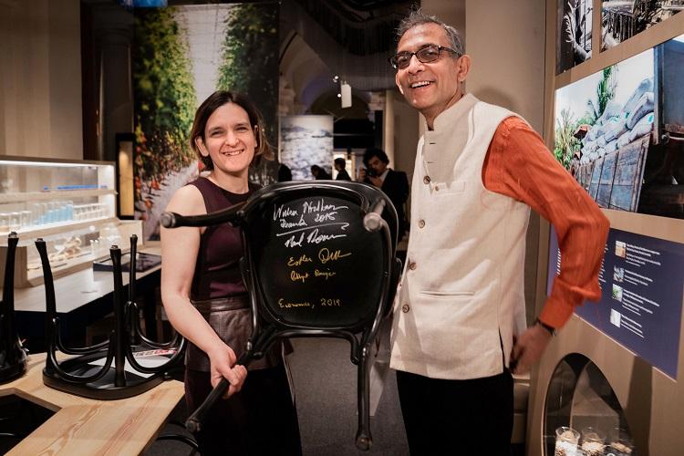 ಜನರ ಪೌರತ್ವದಲ್ಲಿ ಅಧಿಕಾರಶಾಹಿಯ ಅನಗತ್ಯ ಮಧ್ಯಪ್ರವೇಶ