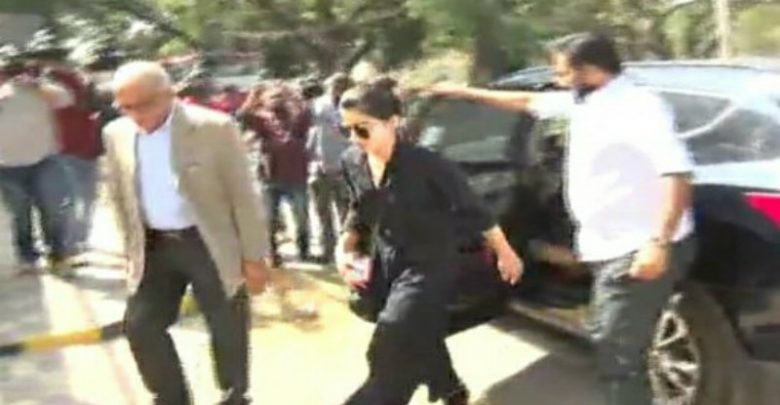 ವಿಚಾರಣೆಗೆ ಹಾಜರಾದ ನಟಿ ರಶ್ಮಿಕಾ ಮಂದಣ್ಣ