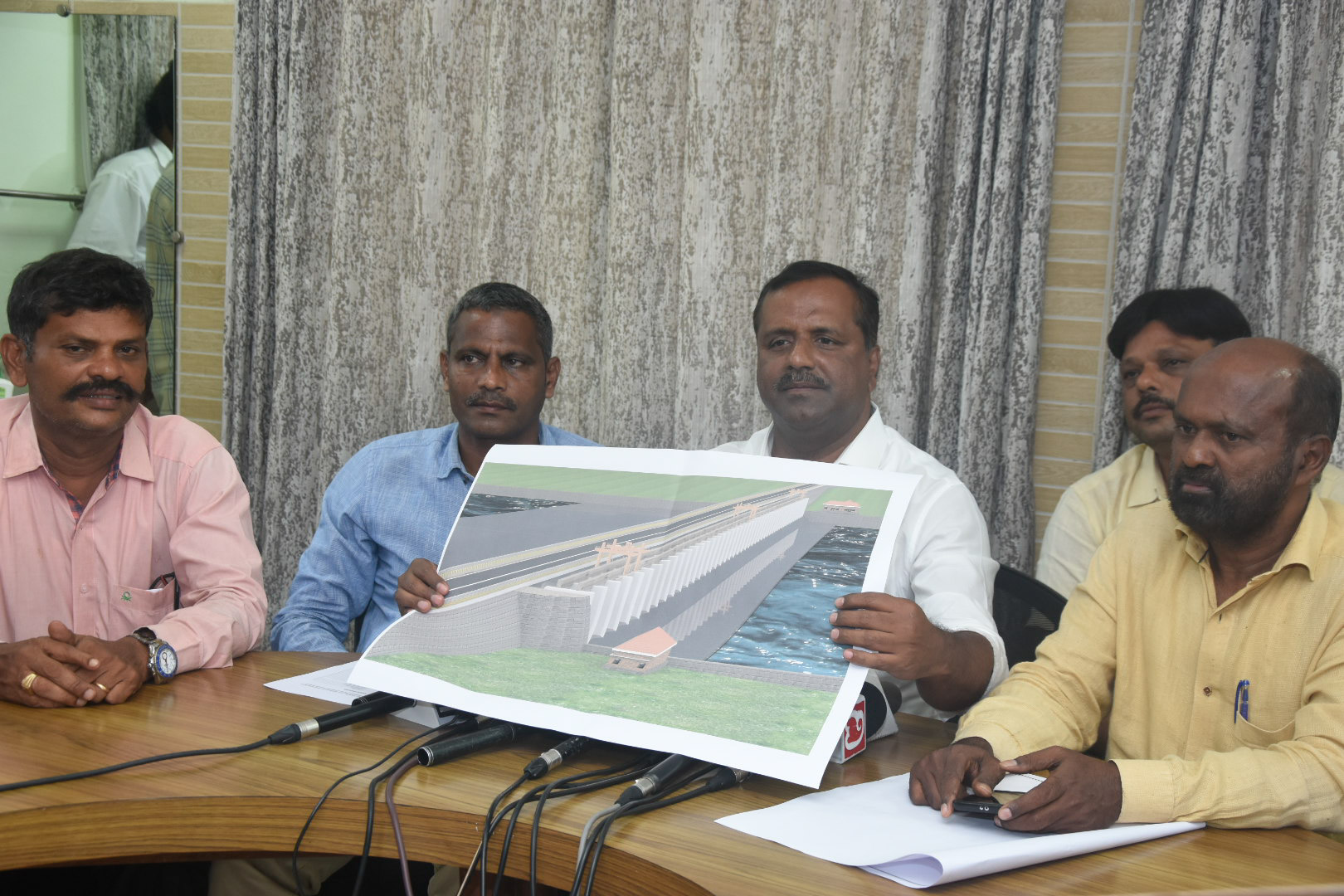 2 ವರ್ಷಗಳ ಅವಧಿಯಲ್ಲಿ ಹರೇಕಳ ನದಿ ತೀರ-ಅಡ್ಯಾರ್ ನಡುವೆ ಸೇತುವೆ ಕಂ ಬ್ಯಾರೇಜ್: ಯು.ಟಿ.ಖಾದರ್