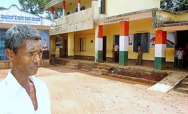 ಕಿತ್ತಳೆ ಹೊತ್ತ ಅಕ್ಷರ ಸಂತ: ಹರೇಕಳ ಹಾಜಬ್ಬರ ಯಶೋಗಾಥೆ