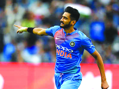 ಭಾರತ ‘ಎ’ ತಂಡದಿಂದ ಖಲೀಲ್ ಅಹ್ಮದ್ ಔಟ್