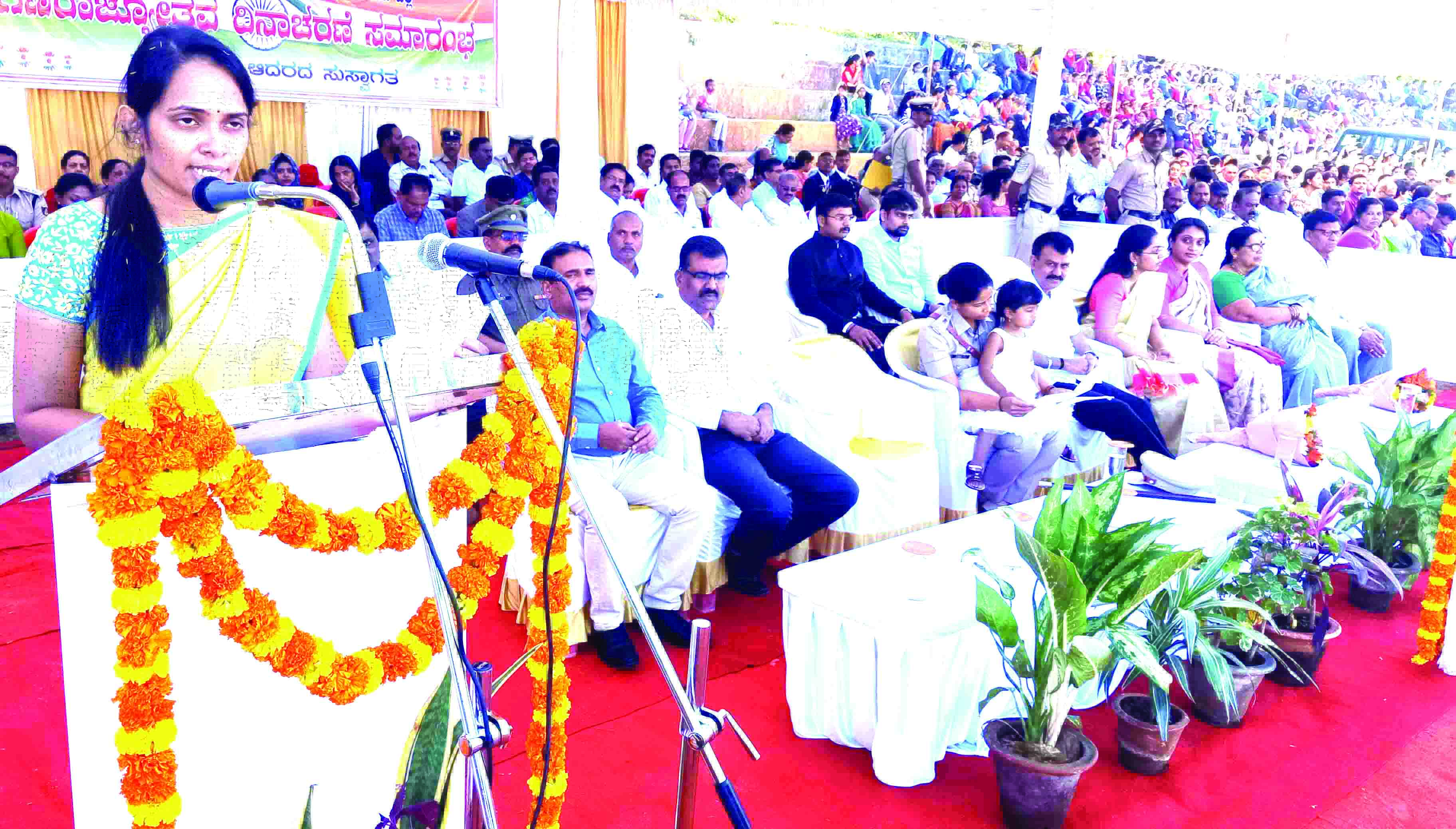 ಭೇದ ಭಾವವಿಲ್ಲದೆ ಸಮಗ್ರ ಅಭಿವೃದ್ಧಿಗೆ ಕೈಜೊಡಿಸೋಣ: ಡಿಸಿ ಅನೀಸ್ ಕರೆ