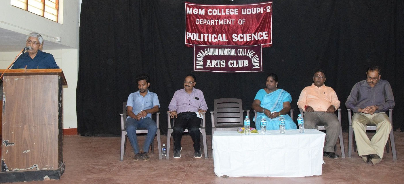 ಜನಪ್ರತಿನಿಧಿಗಳಿಗೆ ಸಂವಿಧಾನದ ಬಗ್ಗೆ ತಿಳುವಳಿಕೆ ಅಗತ್ಯ: ಜಯಪ್ರಕಾಶ್ ಹೆಗ್ಡೆ