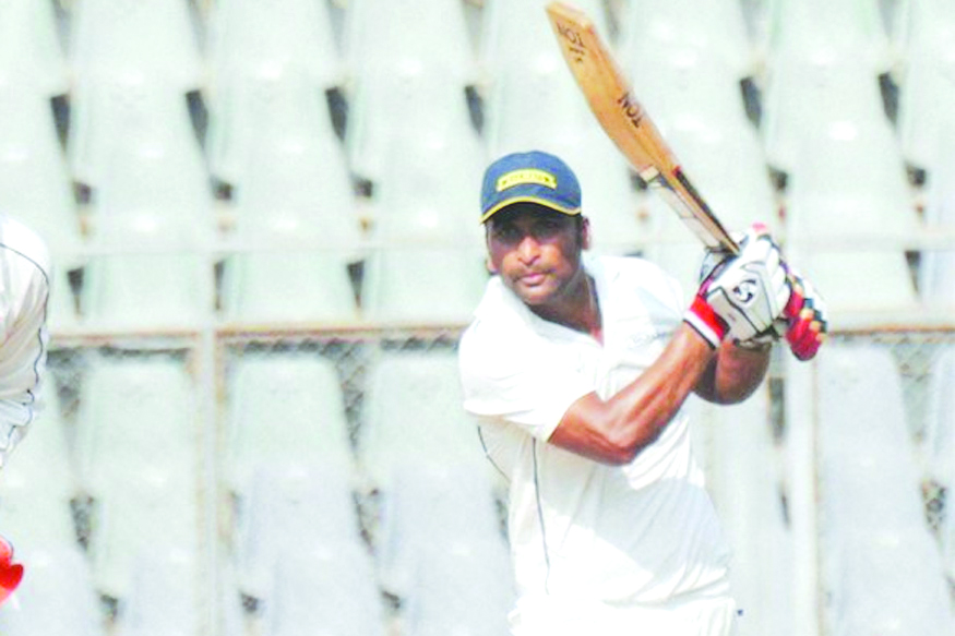 ರೈಲ್ವೇಸ್  ಬ್ಯಾಟಿಂಗ್‌ ಗೆ ಮಂದ ಬೆಳಕು ಅಡ್ಡಿ