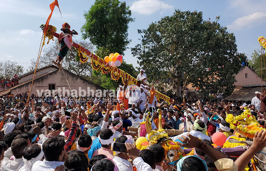 ಮೌಢ್ಯ ನಿಷೇಧ ಕಾಯ್ದೆಗೆ ಸವಾಲೆಸೆದು ಶಾಸಕರ ನೇತೃತ್ವದಲ್ಲೇ ಸಿಡಿ ಉತ್ಸವ
