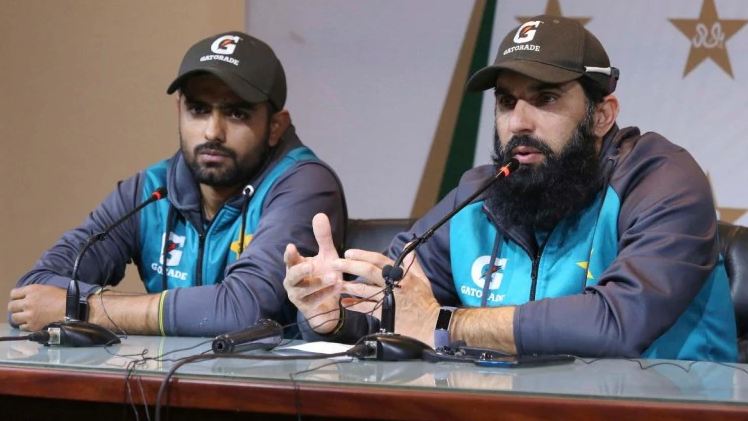 ಪಾಕಿಸ್ತಾನದ ಟ್ವೆಂಟಿ-20 ವಿಶ್ವಕಪ್ ತಂಡದಲ್ಲಿ ಹಫೀಝ್,ಮಲಿಕ್ ಸೇರ್ಪಡೆ