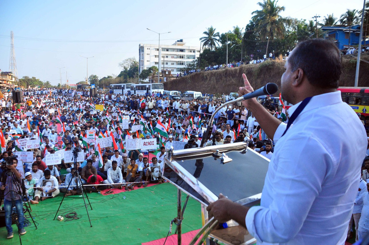 ಸಿಎಎ, ಎನ್‍ಆರ್ ಸಿ ವಿರೋಧಿಸಿ ಕೆ.ಸಿ.ರೋಡ್ ನಲ್ಲಿ ಪ್ರತಿಭಟನೆ