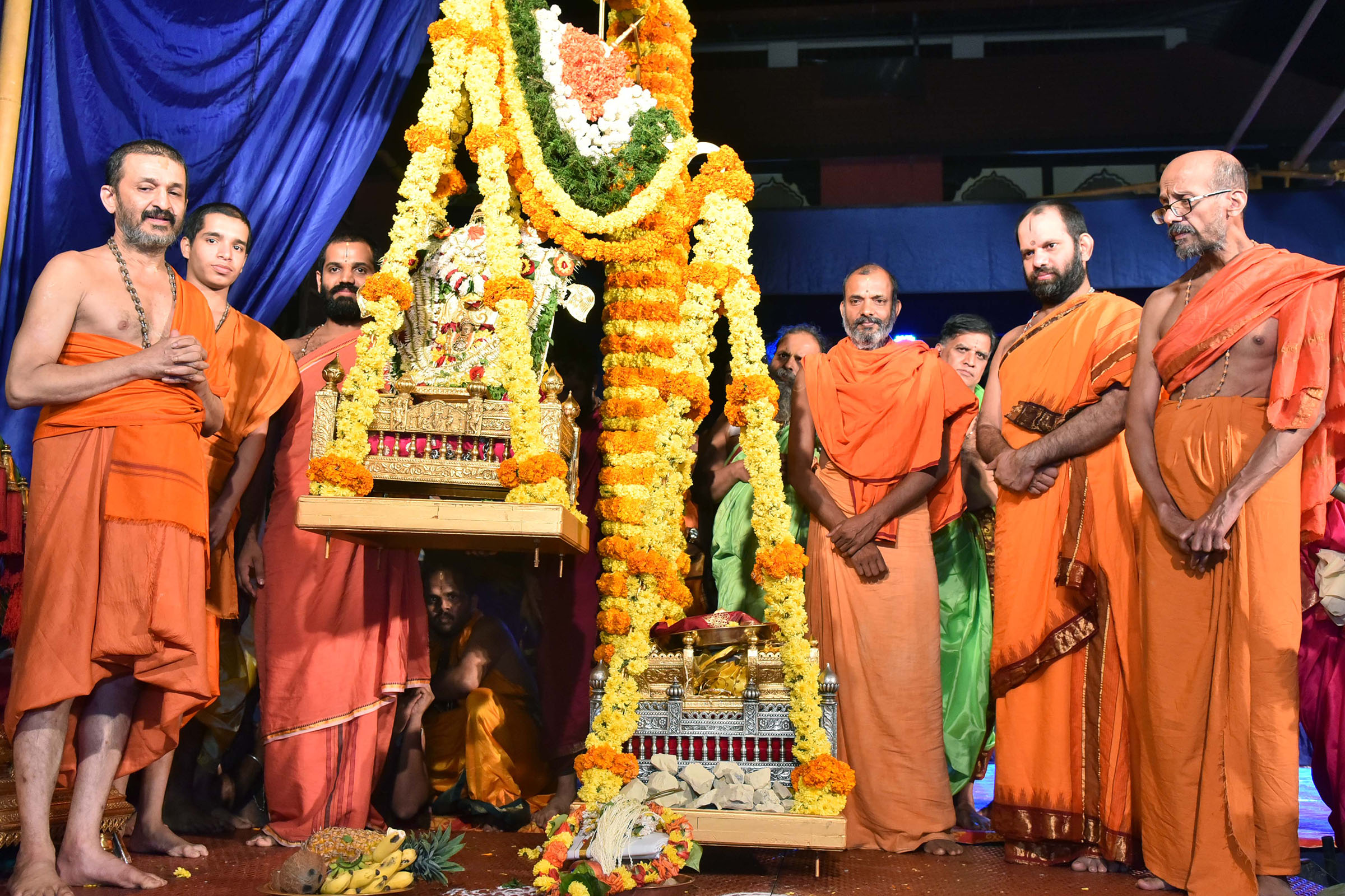 ಶ್ರೀಕೃಷ್ಣನ ಉತ್ಸವ ಮೂರ್ತಿಗೆ ಸ್ವರ್ಣ ತುಲಾಭಾರ
