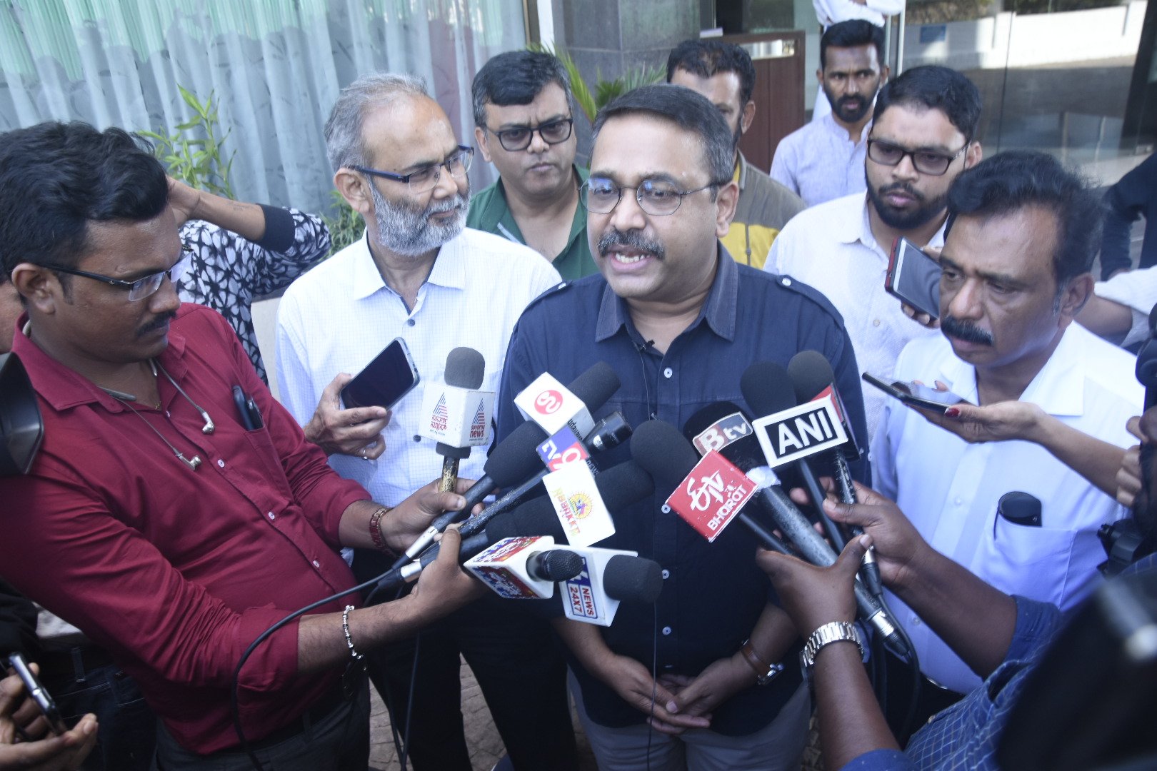 ಸುಪ್ರೀಂ ಕೋರ್ಟ್ ನಿವೃತ್ತ ನ್ಯಾಯಾಧೀಶರಿಗೆ ಪತ್ರಿಕಾಗೋಷ್ಠಿಗೆ ನಿರಾಕರಣೆ !