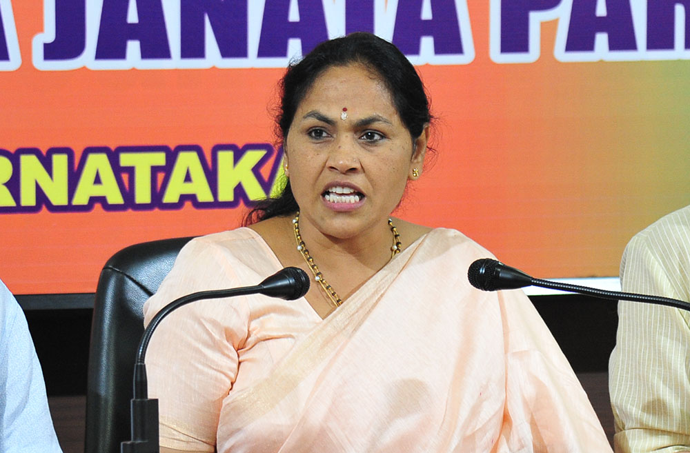 ಕೈಗಾರಿಕೆಗಳು ಬಂದ್ ಆಗಲು, ನಿರುದ್ಯೋಗಕ್ಕೆ ಕಾರ್ಮಿಕ ಸಂಘಟನೆಗಳೇ ಕಾರಣ: ಶೋಭಾ ಕರಂದ್ಲಾಜೆ ವಿವಾದಾತ್ಮಕ ಹೇಳಿಕೆ