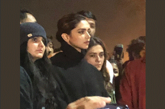 ಜೆಎನ್ ಯು ಮೇಲಿನ ಗೂಂಡಾ ದಾಳಿ ಖಂಡಿಸಿ ಪ್ರತಿಭಟನೆ: ದೀಪಿಕಾ ಪಡುಕೋಣೆ ಭಾಗಿ