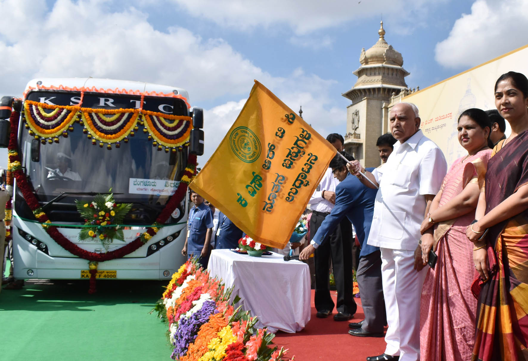 ಮಾರ್ಚ್ ವೇಳೆಗೆ 320 ಐಷಾರಾಮಿ ಬಸ್‌ಗಳ ಸೇರ್ಪಡೆ: ಮುಖ್ಯಮಂತ್ರಿ ಯಡಿಯೂರಪ್ಪ