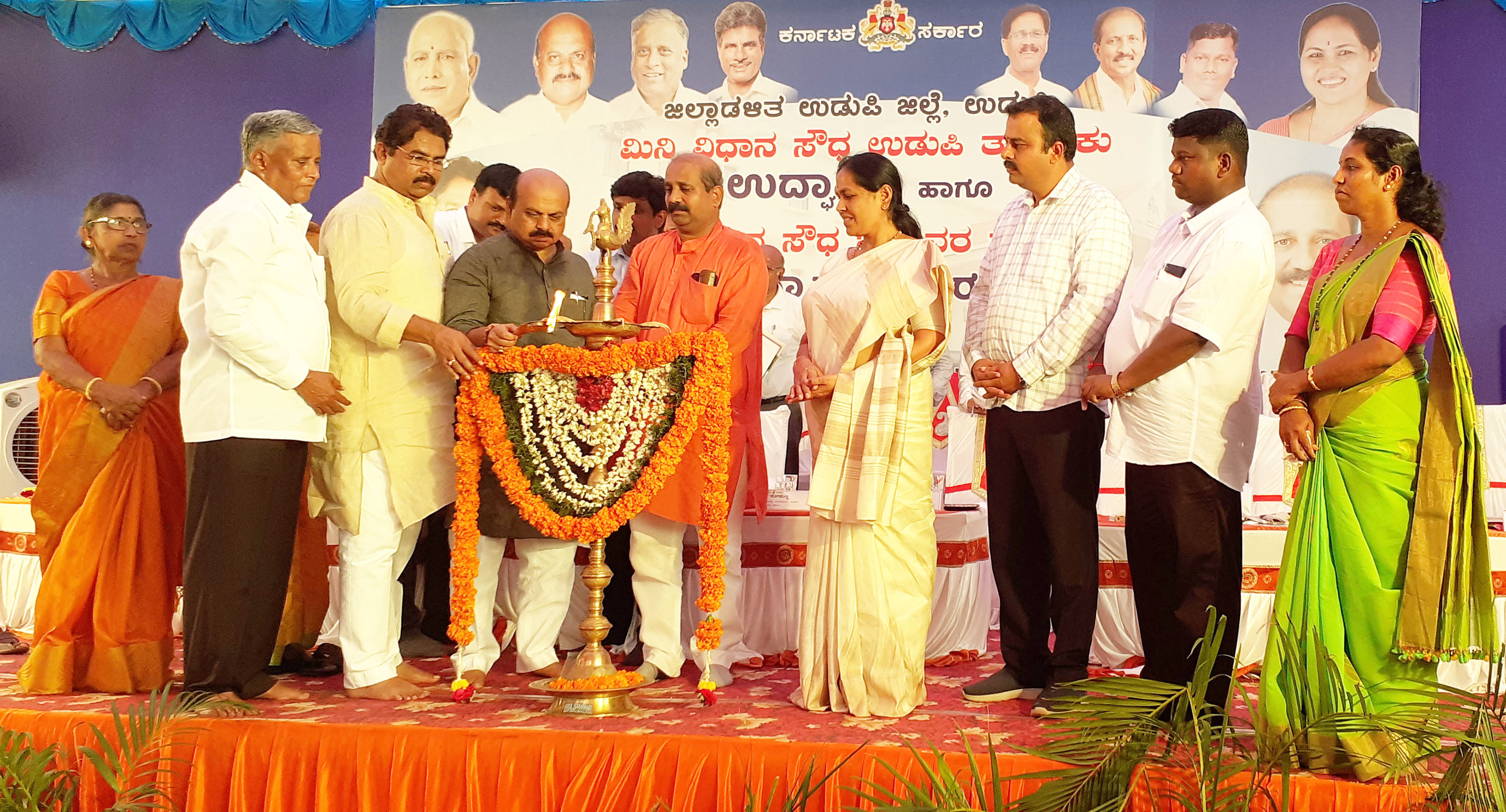 ‘ಜಿಲ್ಲೆಯ ಕಂದಾಯ ಅಧಿಕಾರಿಗಳು ಇನ್ನು ಜನರ ಮನೆಬಾಗಿಲಿಗೆ’