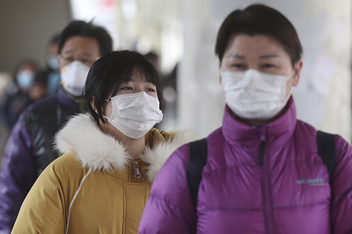 ಕೊರೊನಾ ವೈರಸ್‌ ಭೀತಿ: ಸಿಲಿಕಾನ್ ಸಿಟಿಯಲ್ಲಿ ಮಾಸ್ಕ್‌ಗಳ ಖರೀದಿಯ ಭರಾಟೆ