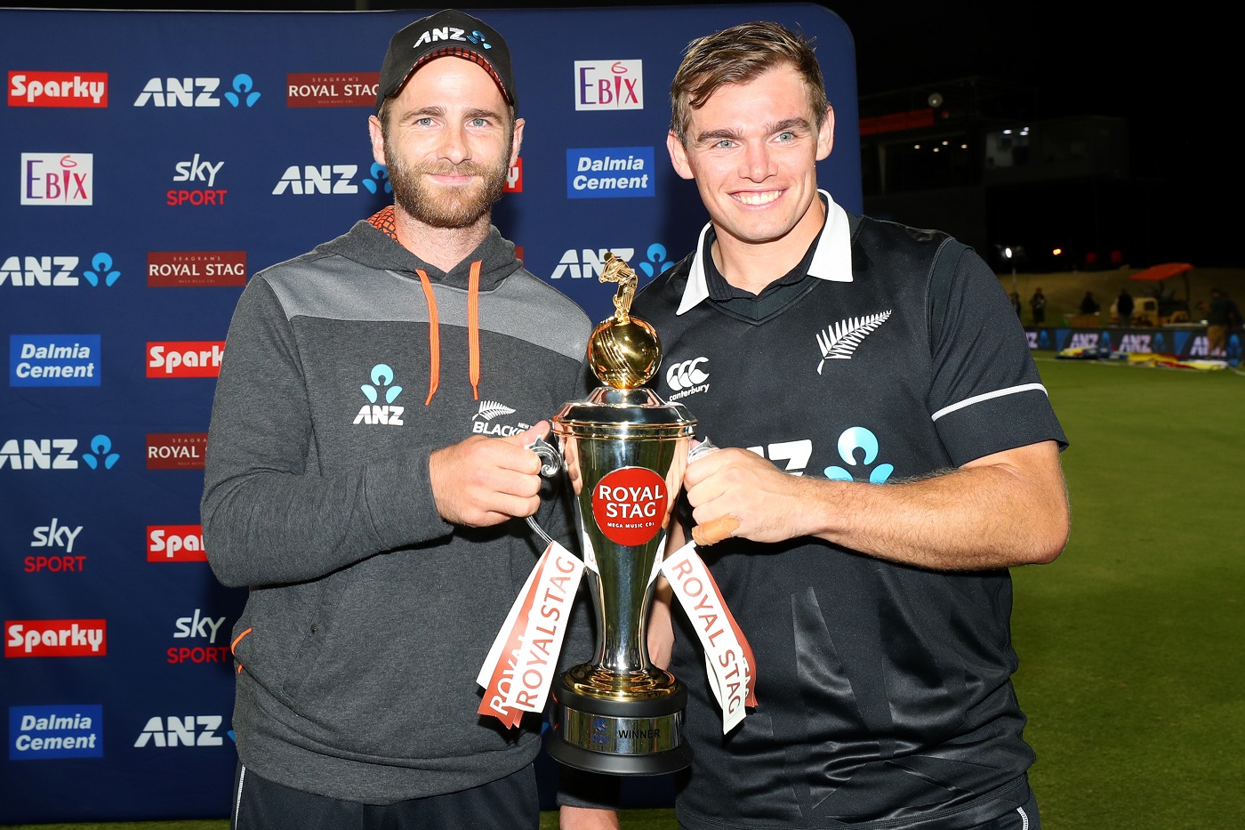 ಟಿ-20 ಸರಣಿಗೆ ಸೇಡು: ಭಾರತದ ವಿರುದ್ಧದ ಏಕದಿನ ಸರಣಿ ಕ್ಲೀನ್ ಸ್ವೀಪ್ ಮಾಡಿದ ನ್ಯೂಝಿಲ್ಯಾಂಡ್