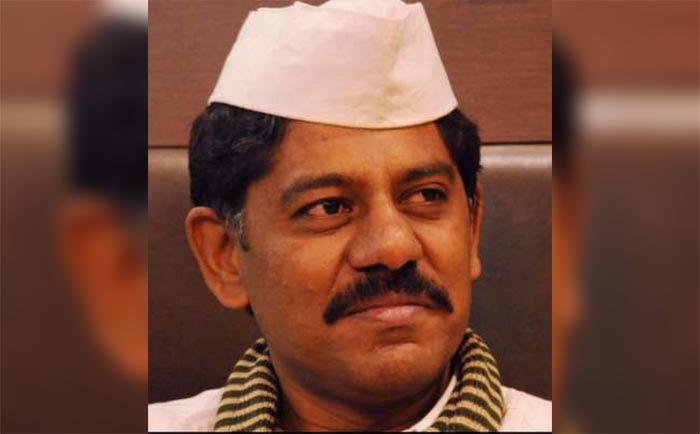 ಐಪಿಎಸ್ ಅಧಿಕಾರಿ ಬಗೆಗಿನ ಭಿತ್ತಿ ಪತ್ರ ಹಂಚಿಕೆ ಆರೋಪ: ರವಿಕೃಷ್ಣಾ ರೆಡ್ಡಿ ಸೇರಿ ಇಬ್ಬರ ಬಂಧನ