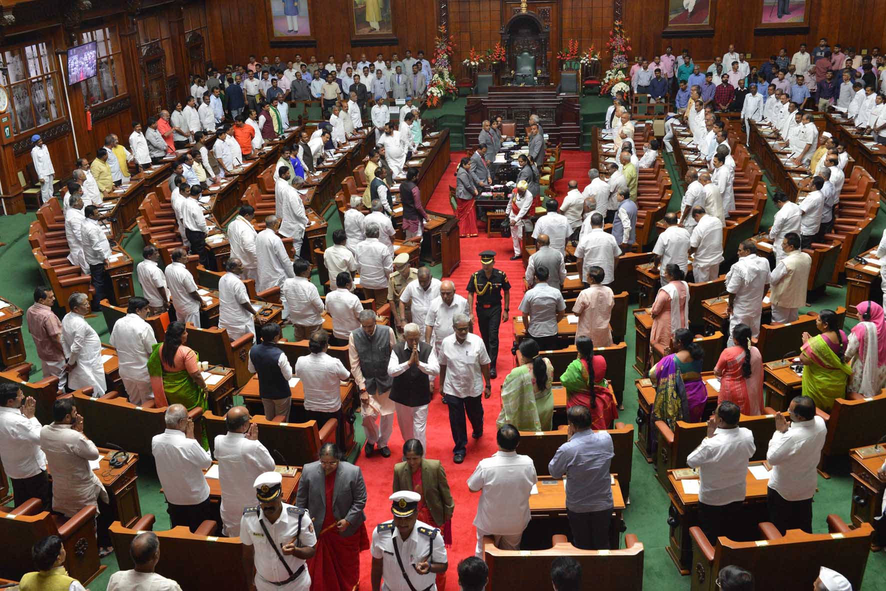 ಪೇಜಾವರ ಶ್ರೀ ಸೇರಿ ಅಗಲಿದ ಗಣ್ಯರಿಗೆ ಉಭಯ ಸದನಗಳಲ್ಲಿ ಶ್ರದ್ಧಾಂಜಲಿ