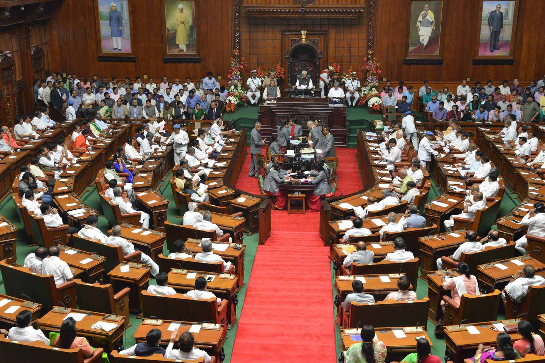 ವಿದ್ಯುತ್ ವಲಯದ ಲೋಪಗಳನ್ನು ಬಹಿರಂಗಪಡಿಸಿದ ಸಿಎಜಿ ವರದಿ