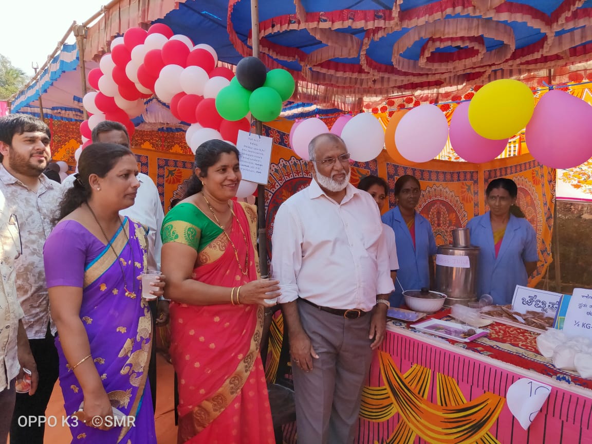 ಎಸ್.ಎಂ.ಆರ್ ಸ್ಕೂಲ್ ನಲ್ಲಿ ಫುಡ್ ಫೆಸ್ಟಿವಲ್