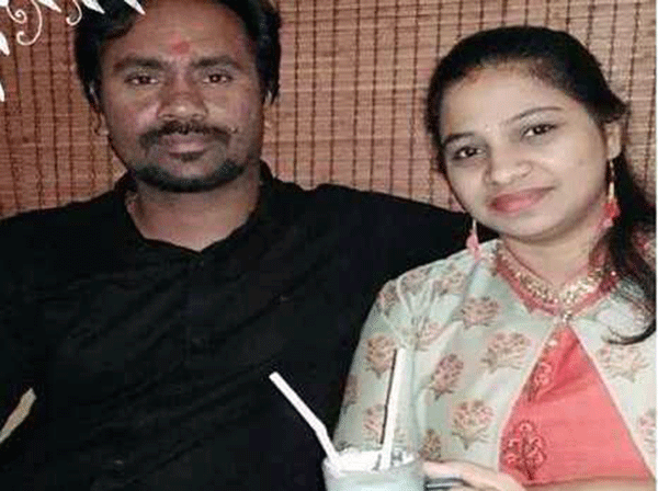 ಪತ್ನಿಯ ಕೊಲೆ ಆರೋಪಿ ವೈದ್ಯ ರೈಲಿಗೆ ತಲೆಯೊಡ್ಡಿ ಆತ್ಮಹತ್ಯೆ: ಪ್ರಿಯತಮೆ ಬೆಂಗಳೂರಿನಲ್ಲಿ ನೇಣಿಗೆ ಶರಣು