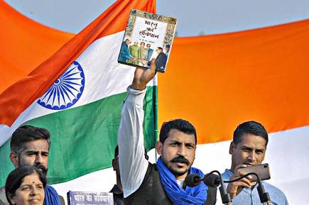 ಚುನಾವಣೆಯಲ್ಲಿ ಸ್ಪರ್ಧಿಸಿ: ಆರೆಸ್ಸೆಸ್ ಮುಖ್ಯಸ್ಥರಿಗೆ ಚಂದ್ರಶೇಖರ್ ಆಝಾದ್ ಸವಾಲು