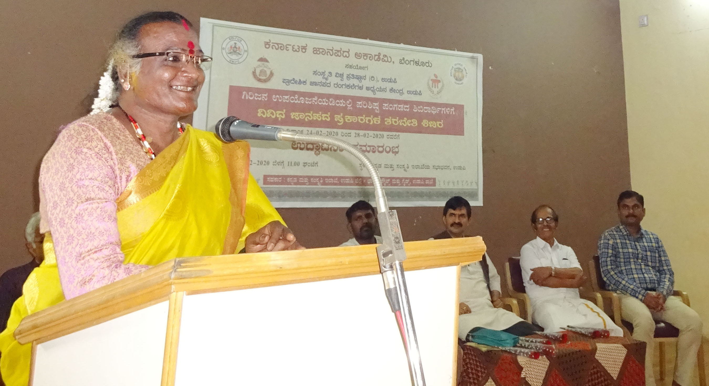 ಜಾನಪದ ಅಕಾಡೆಮಿಗೆ ಹೆಚ್ಚಿನ ಅನುದಾನಕ್ಕೆ ಕೋರಿಕೆ: ಮಂಜಮ್ಮ ಜೋಗತಿ