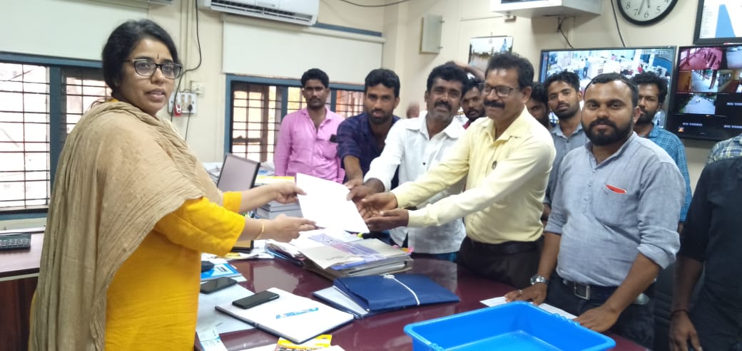 ಅಲೆಮಾರಿ ಬುಡಕಟ್ಟು ಶಿಳ್ಳೆಕ್ಯಾತ ಸಮುದಾಯದ ಸಮಸ್ಯೆಗಳ ಪರಿಹಾರಕ್ಕೆ ಮನವಿ