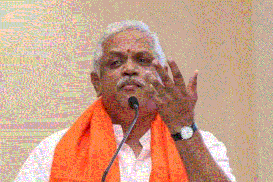 ಅಮೆರಿಕ ಚುನಾವಣೆಯಲ್ಲಿ ಪಾತ್ರ: ಟ್ರಂಪ್ ಎದುರಾಳಿ ಬರ್ನೀ ಸ್ಯಾಂಡರ್ಸ್ ಗೆ ಬಿ.ಎಲ್. ಸಂತೋಷ್ ಬೆದರಿಕೆ !