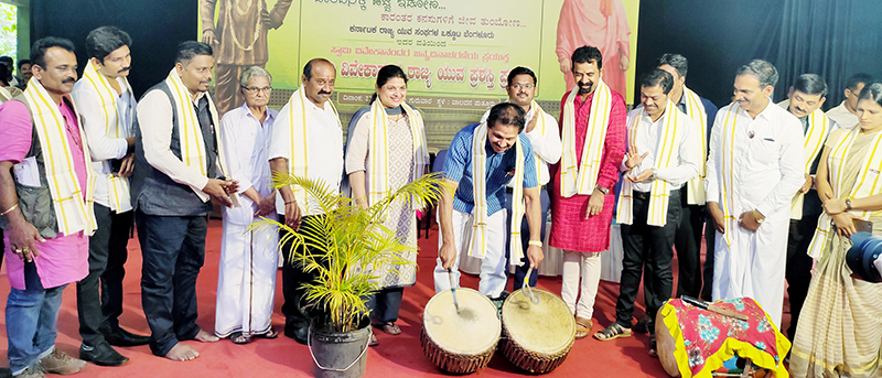 ಆಧ್ಯಾತ್ಮ, ಸಾಹಿತ್ಯದ ಶಕ್ತಿಗಳಾದ ವಿವೇಕಾನಂದ, ಡಾ. ಕಾರಂತರು ಎಲ್ಲರಿಗೂ ಪ್ರೇರಣೆ: ಮಠಂದೂರು