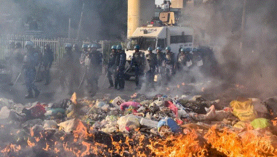 ಪಾಕಿಸ್ತಾನಿ, ನಿನಗೆ ಪೌರತ್ವ ನೀಡುತ್ತೇವೆ: ಬಿಎಸ್ ಎಫ್ ಯೋಧನ ಮನೆಗೆ ಬೆಂಕಿಯಿಟ್ಟ ದುಷ್ಕರ್ಮಿಗಳು