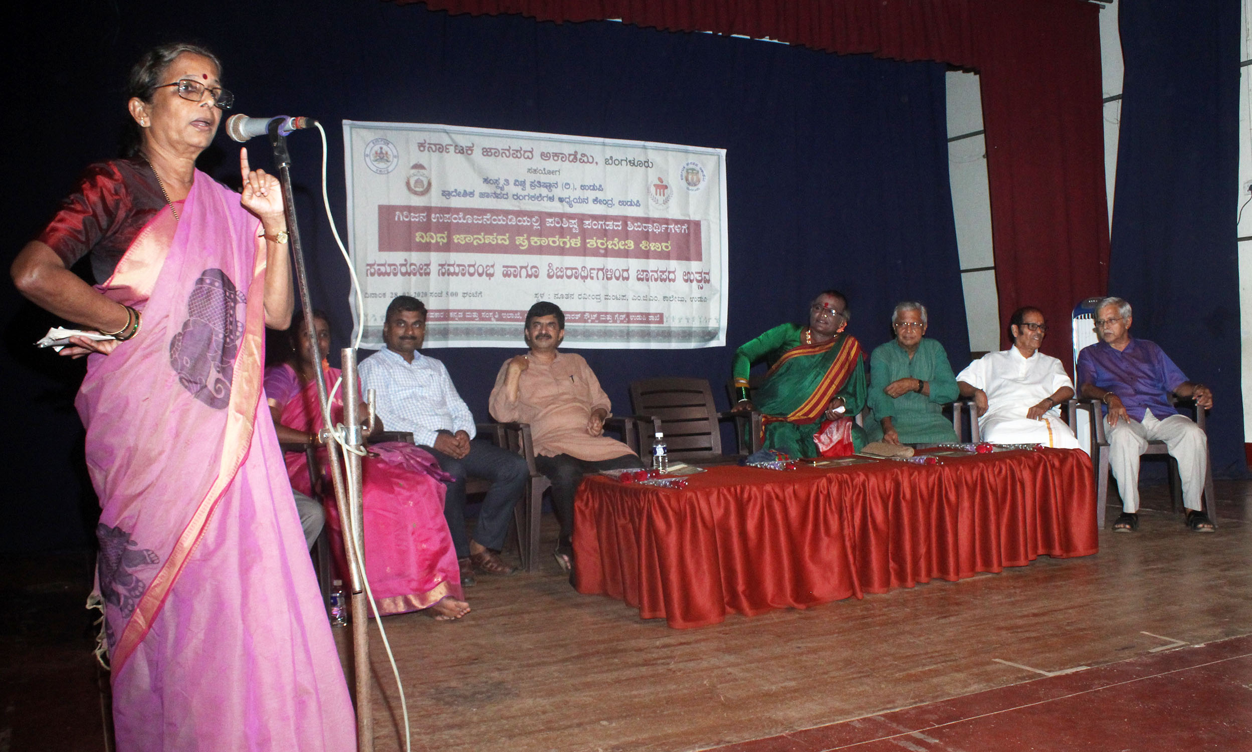 ಜಾನಪದ ಕಲೆಗಳನ್ನು ಬದುಕಿನಲ್ಲಿ ಉಳಿಸಿಕೊಳ್ಳುವುದು ಸವಾಲು: ವೈದೇಹಿ