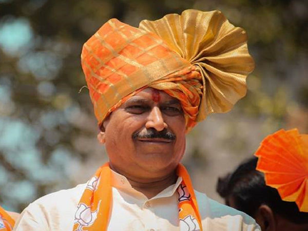 ಹೋಟೆಲ್, ಕಲ್ಯಾಣ ಮಂಟಪ ಭರ್ತಿಯಾಗಿರುವಾಗ ಅರ್ಥವ್ಯವಸ್ಥೆ ವಿಫಲವಾಗಲು ಸಾಧ್ಯವೇ: ಕೇಂದ್ರ ಸಚಿವ ಅಂಗಡಿ