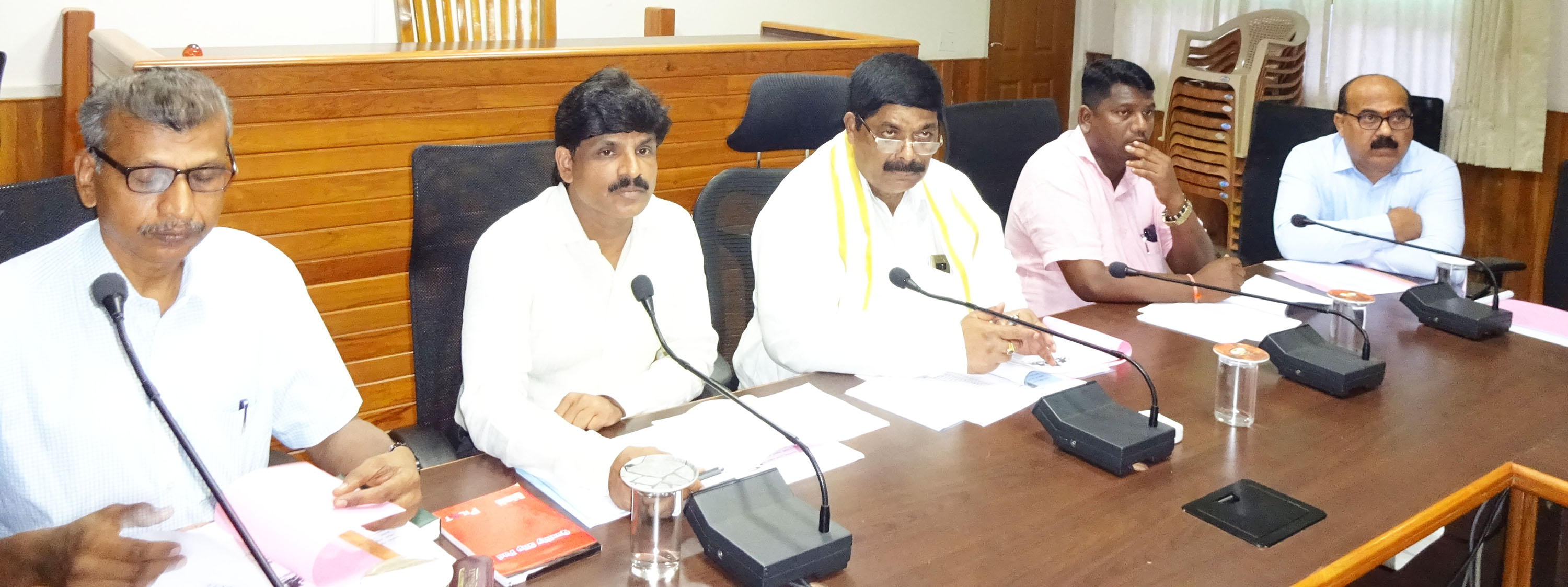 ಮೀನುಗಾರರಿಗೆ ವಿತರಿಸುವ ಸೀಮೆಎಣ್ಣೆ ಪ್ರಮಾಣ ಹೆಚ್ಚಳಕ್ಕೆ ಪ್ರಯತ್ನ: ಸಚಿವ ಕೆ.ಗೋಪಾಲಯ್ಯ