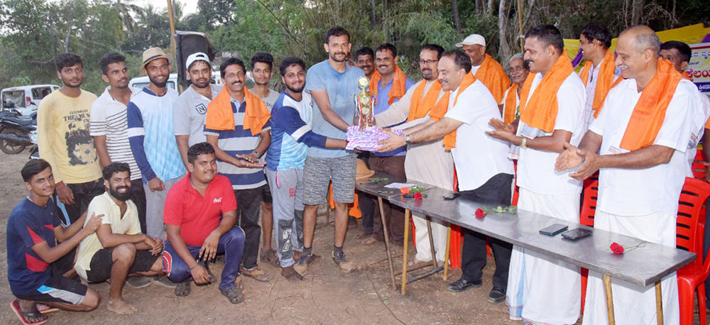 ಕ್ರೀಡಾಕೂಟಗಳಿಂದ ಸಮಾಜದ ಸೌಹಾರ್ದತೆ ಬಲವರ್ಧನೆ: ವಿಜಯಾನಂದ