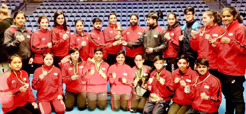 ಗೋಲ್ಡನ್ ಗರ್ಲ್ ಬಾಕ್ಸಿಂಗ್ ಚಾಂಪಿಯನ್‌ಶಿಪ್ :ಆರು ಚಿನ್ನ ಬಾಚಿಕೊಂಡ ಭಾರತದ ಬಾಕ್ಸರ್‌ಗಳು