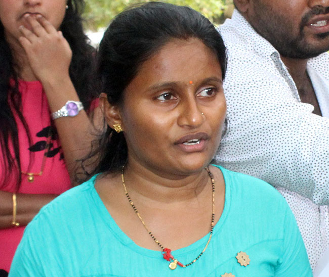 ಸೌದಿ ಪೊಲೀಸರಿಂದ ಬಂಧನಕ್ಕೊಳಗಾದ ಪತಿಯ ಬಗ್ಗೆ ಮಾಹಿತಿಯೇ ಇಲ್ಲ : ಹರೀಶ್ ಪತ್ನಿ ಸುಮನಾ