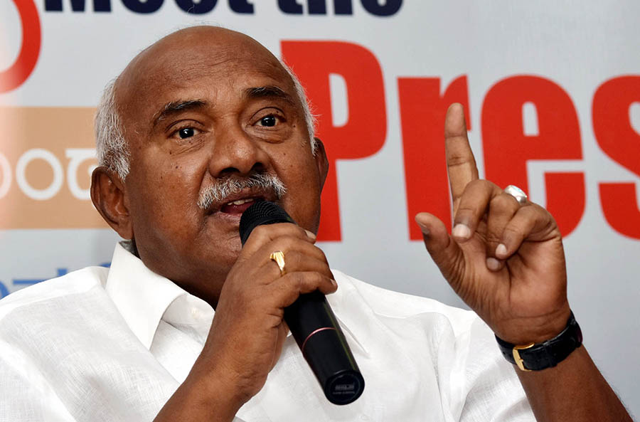 ಬಿಜೆಪಿ ಸೇರಿರುವ ನಾವೆಲ್ಲರೂ ತಬ್ಬಿಕೊಂಡು ಇರಲು ಸಾಧ್ಯವೇ: ಎಚ್.ವಿಶ್ವನಾಥ್ ಕಿಡಿ