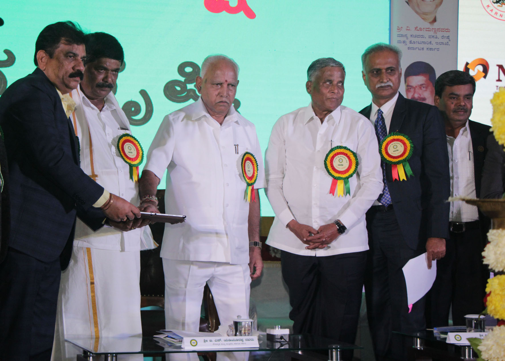 ಸಾಲದ ಮೇಲಿನ ಬಡ್ಡಿ ಮನ್ನಾಕ್ಕೆ ಸಂಪುಟದಲ್ಲಿ ಚರ್ಚೆ: ಸಿಎಂ ಬಿಎಸ್‌ವೈ