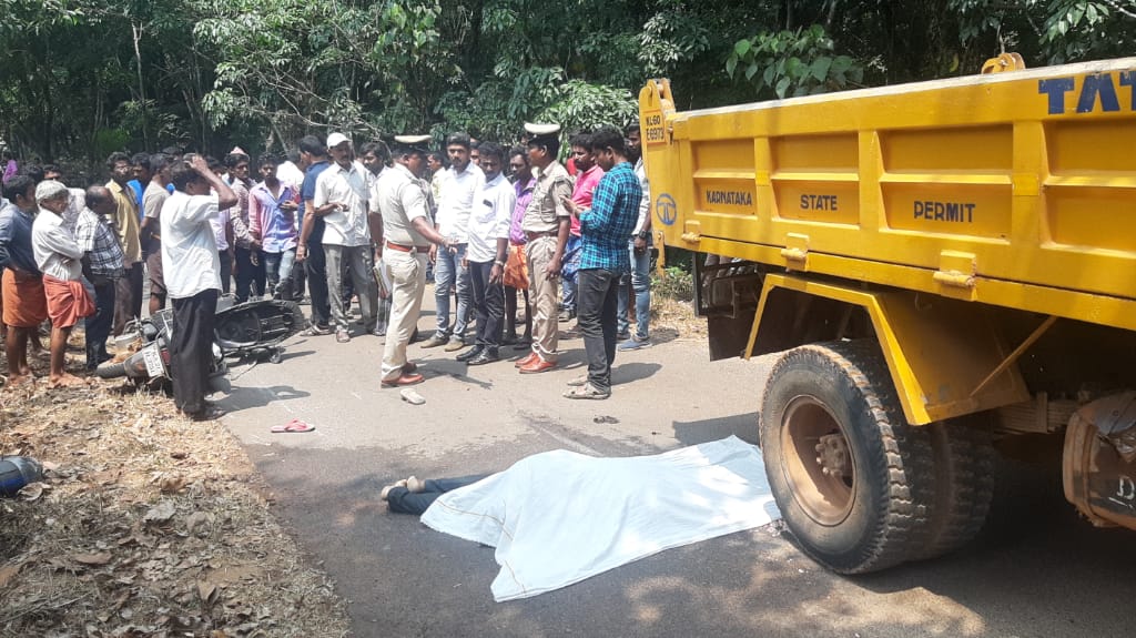 ಕಡಬ: ಗೂಡ್ಸ್ ಟೆಂಪೋ ಢಿಕ್ಕಿ ; ಬೈಕ್ ಸವಾರ ಸ್ಥಳದಲ್ಲೇ ಮೃತ್ಯು