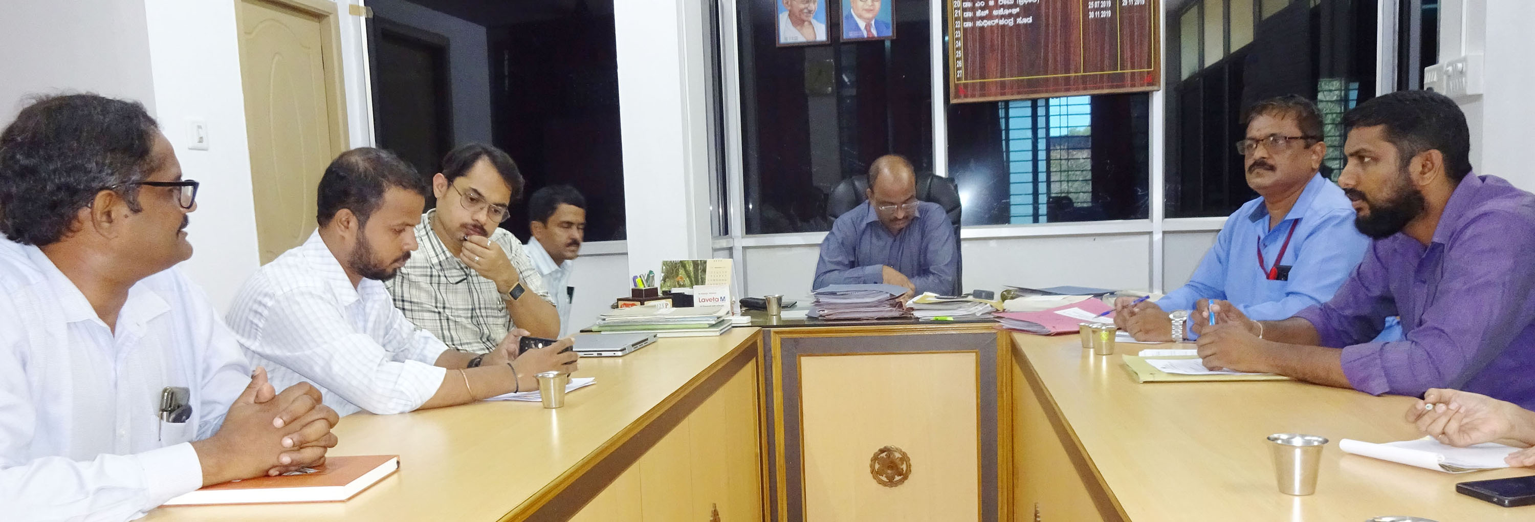 ವಿದೇಶದಿಂದ ಬಂದವರು ಸ್ವಯಂ ಘೋಷಣೆ ಮಾಡಿಕೊಳ್ಳಿ: ಡಿಎಚ್‌ಓ